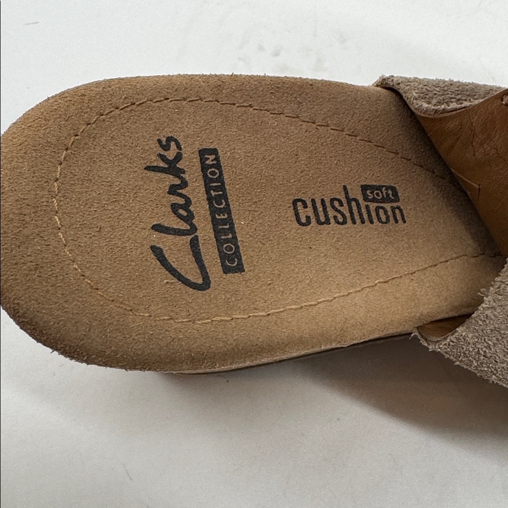 Clarks Collection Tan Suede Cork Wedge Sandals Size 8.5 MCW9323C - Picture 7 of 8
